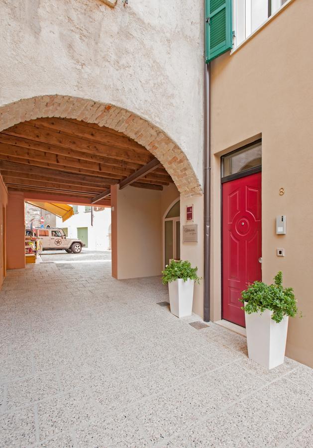 سان فيليتْشي ديل بيناكو B&B La Bellavita Del Garda Luxury المظهر الخارجي الصورة